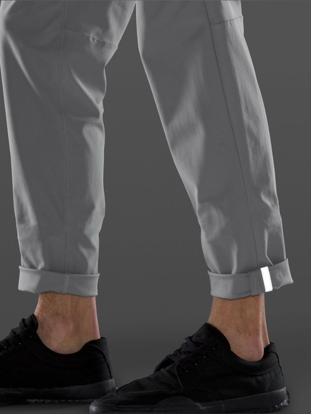 Lululemon 2023 Commission Slim Fit Pants 32 Gray Athleisure Casual Golf Travel - Picture 3 of 12